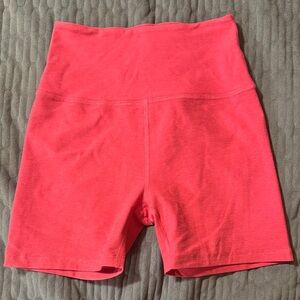 Beyond Yoga Women's High-Waist Pink Biker Shorts